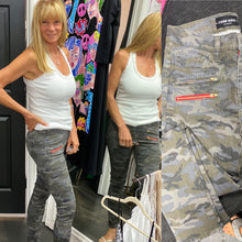 Load image into Gallery viewer, Etienne Marcel Camouflage Jeans
