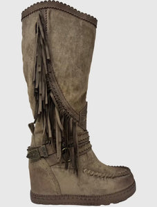 Very G Fringe Boot