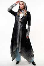 Load image into Gallery viewer, Aratta Midnight Hooded Cape
